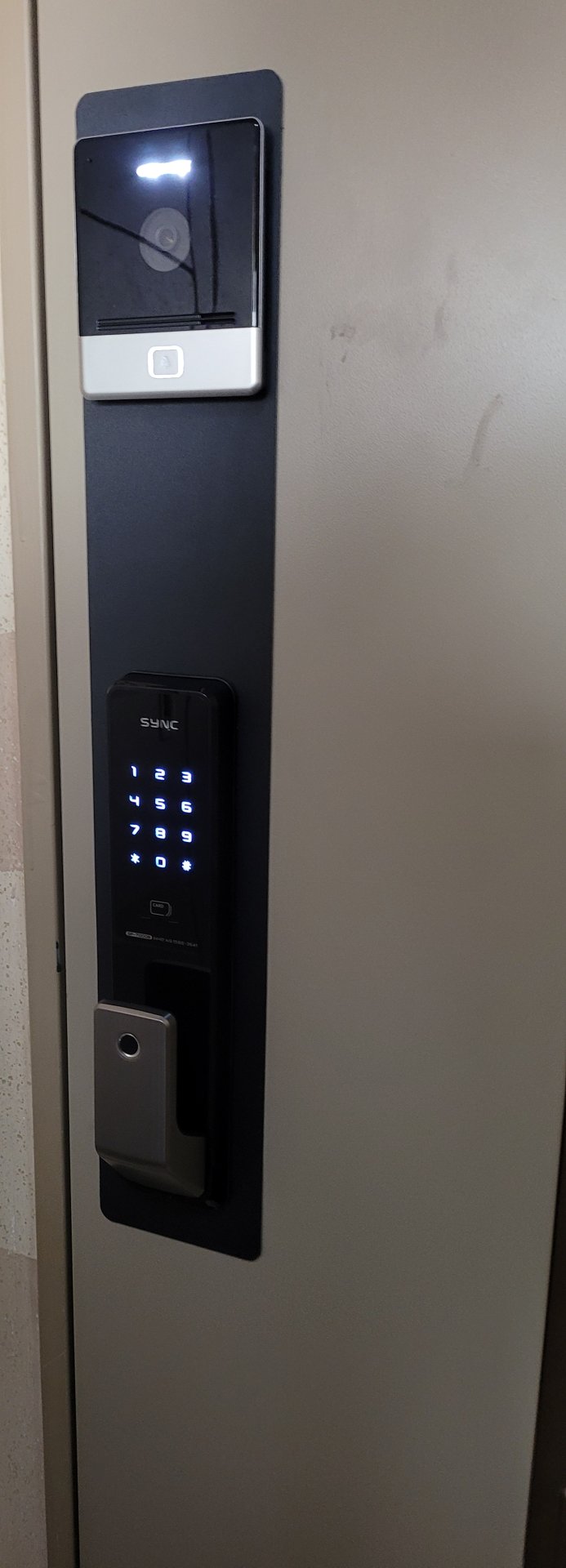 한강신도시롯데캐슬 도어락 - 도어락 교체후 전체적인 분위기 입니다.