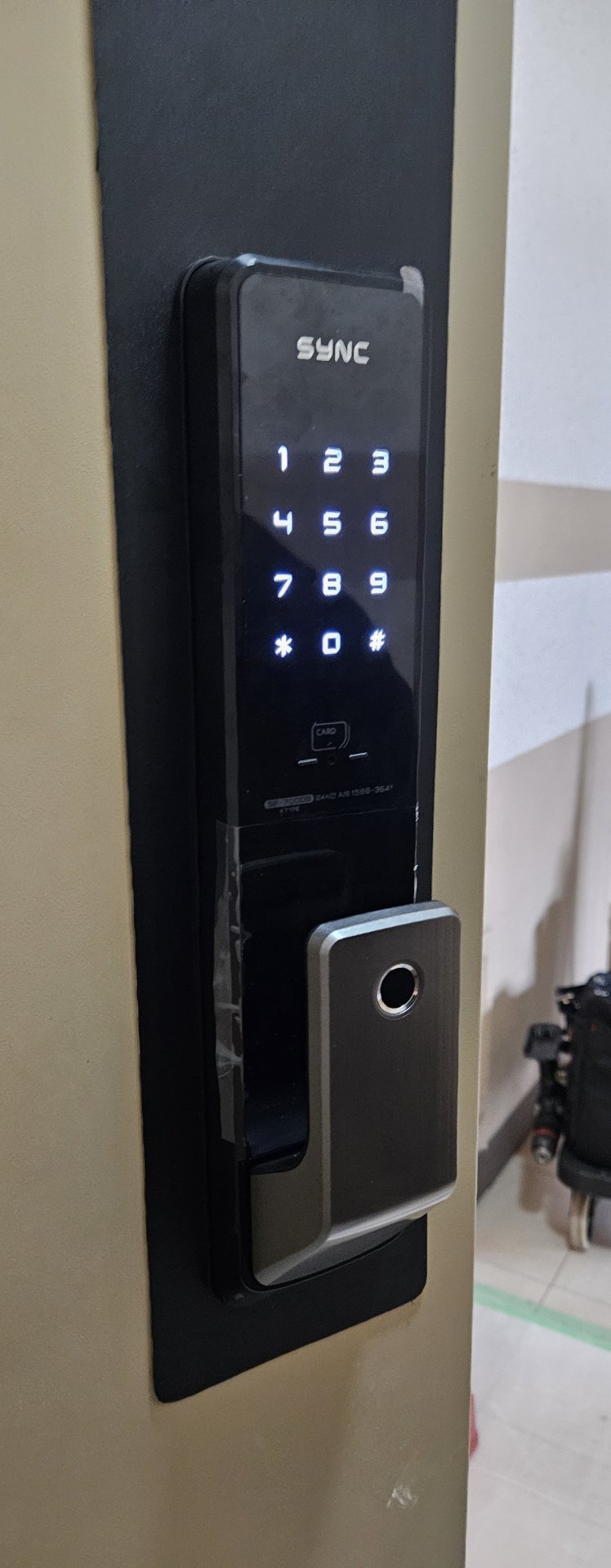 용두롯데캐슬리치 도어락 - 솔리티 싱크 SP-7000B 지문 IoT 도어락 입니다.